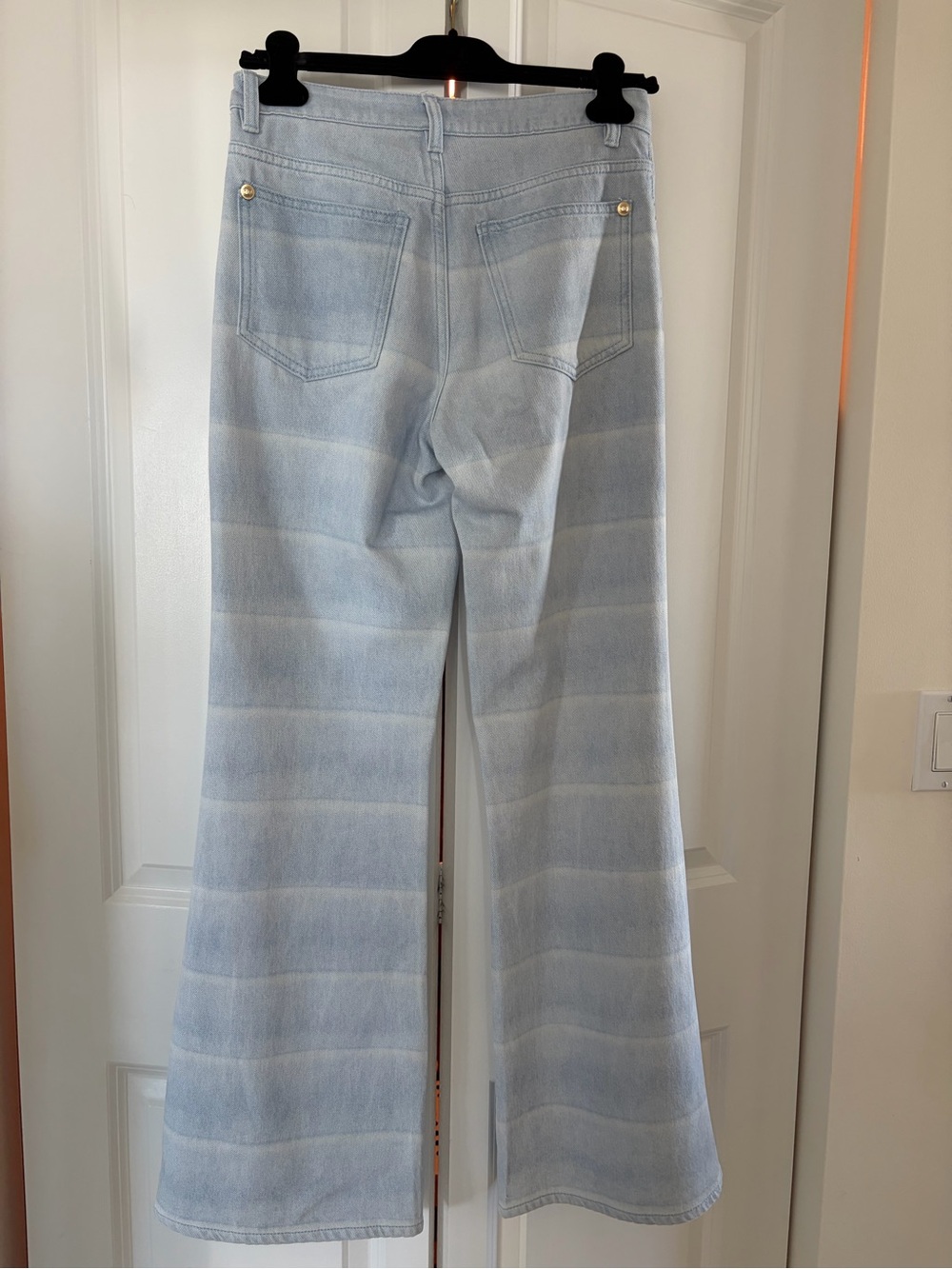 Pale Blue Wide-Leg Jeans - Picture 6 of 7